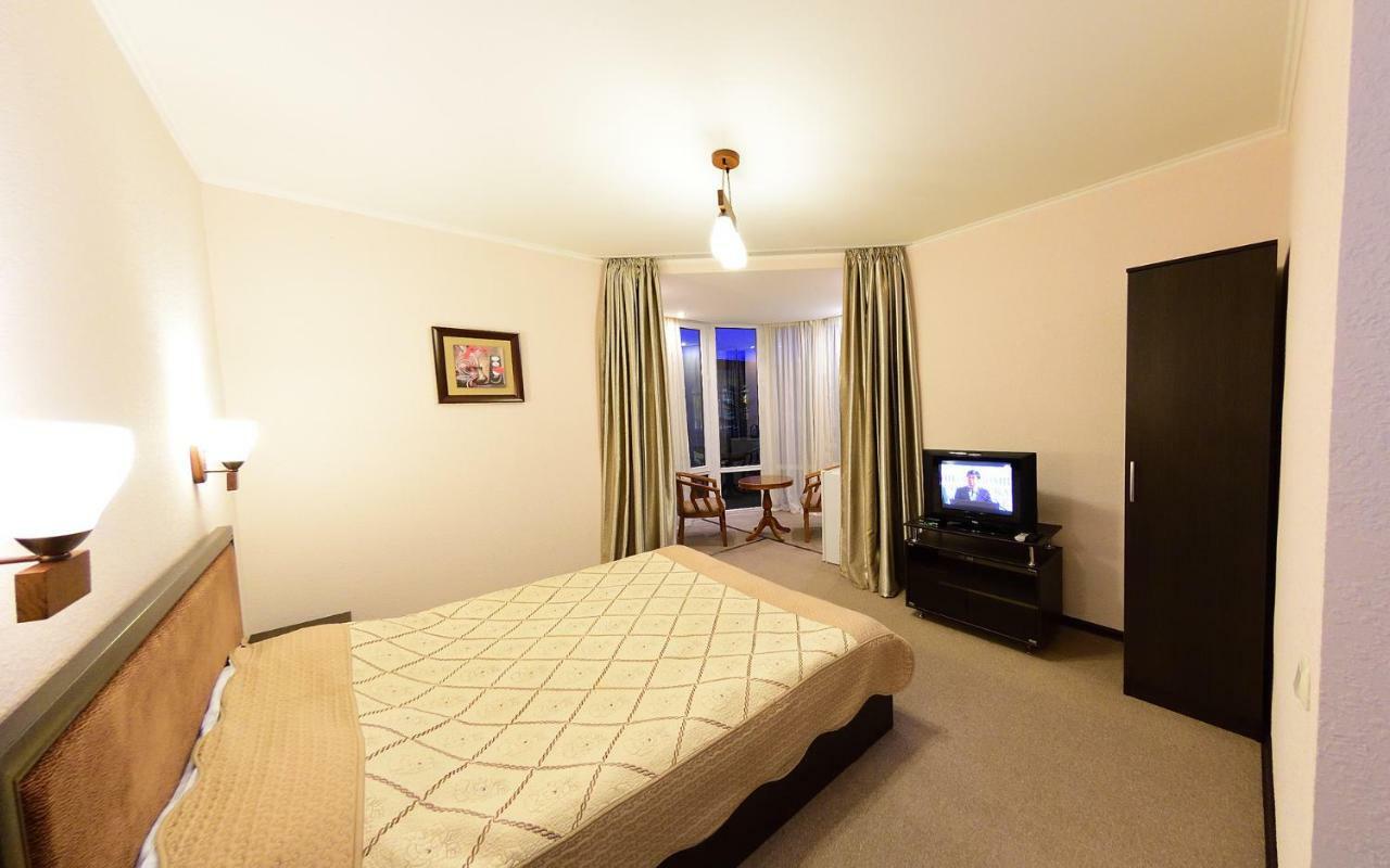 Zlata Inn Tamchy Extérieur photo