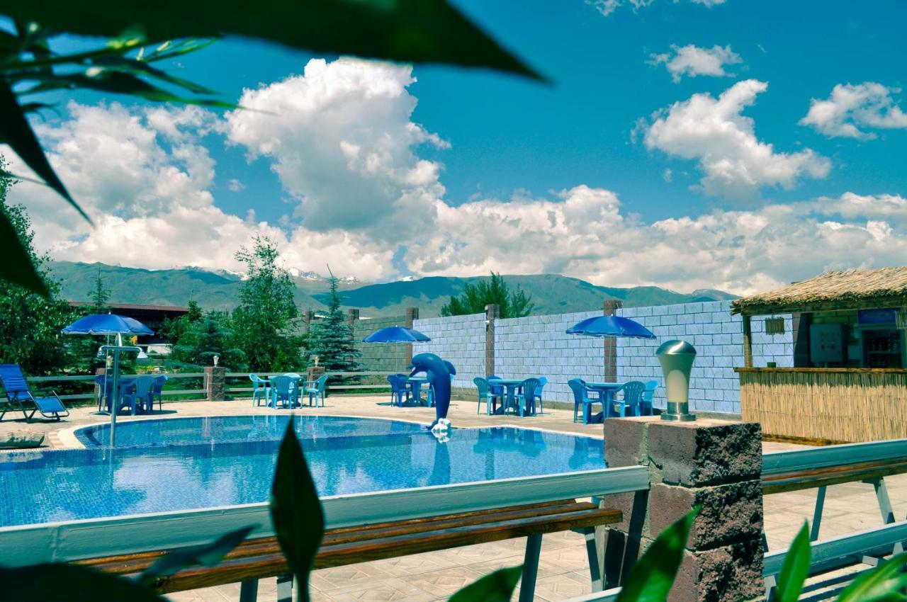 Zlata Inn Tamchy Extérieur photo
